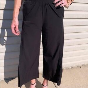 ZYIA Black Work Flow Pants